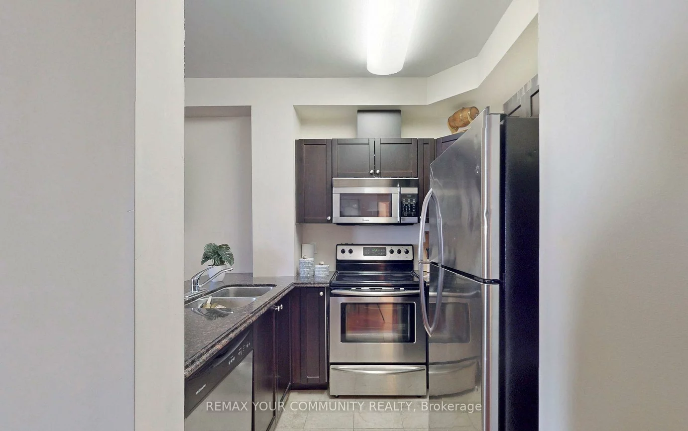 15450, Yonge, Aurora Heights, Aurora