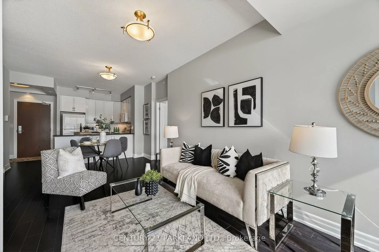 111, Civic Square, Bayview Wellington, Aurora