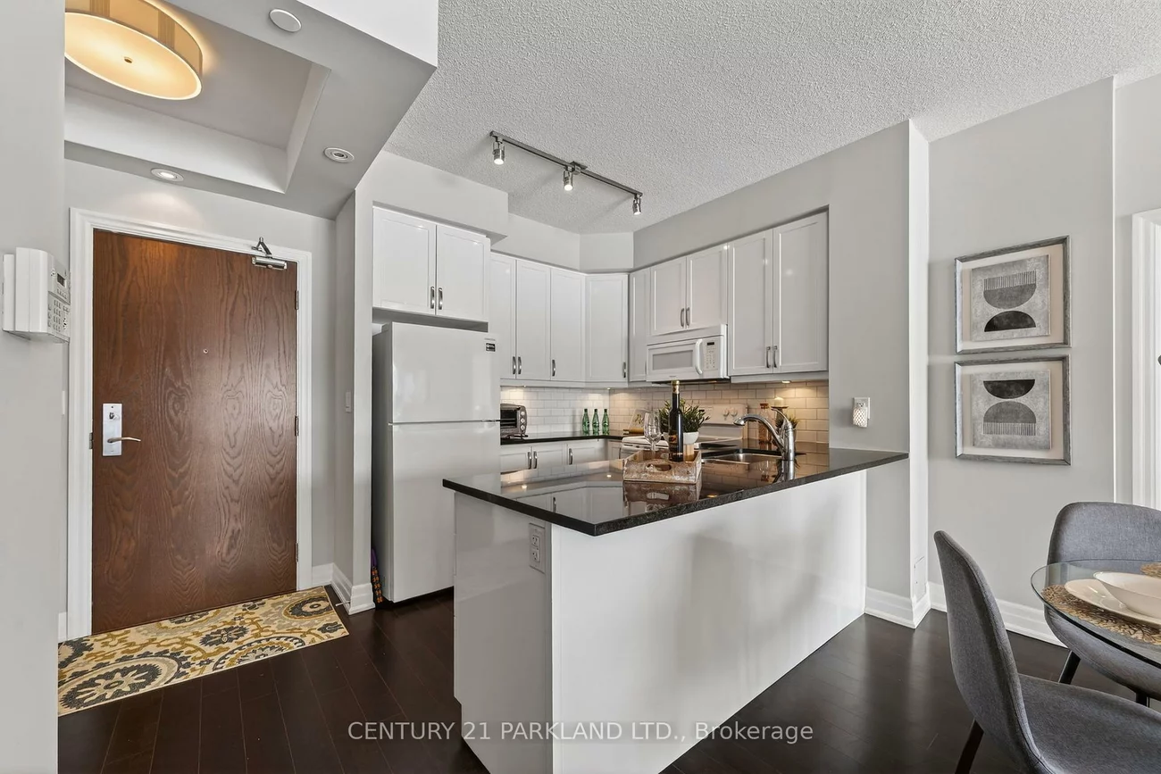 111, Civic Square, Bayview Wellington, Aurora