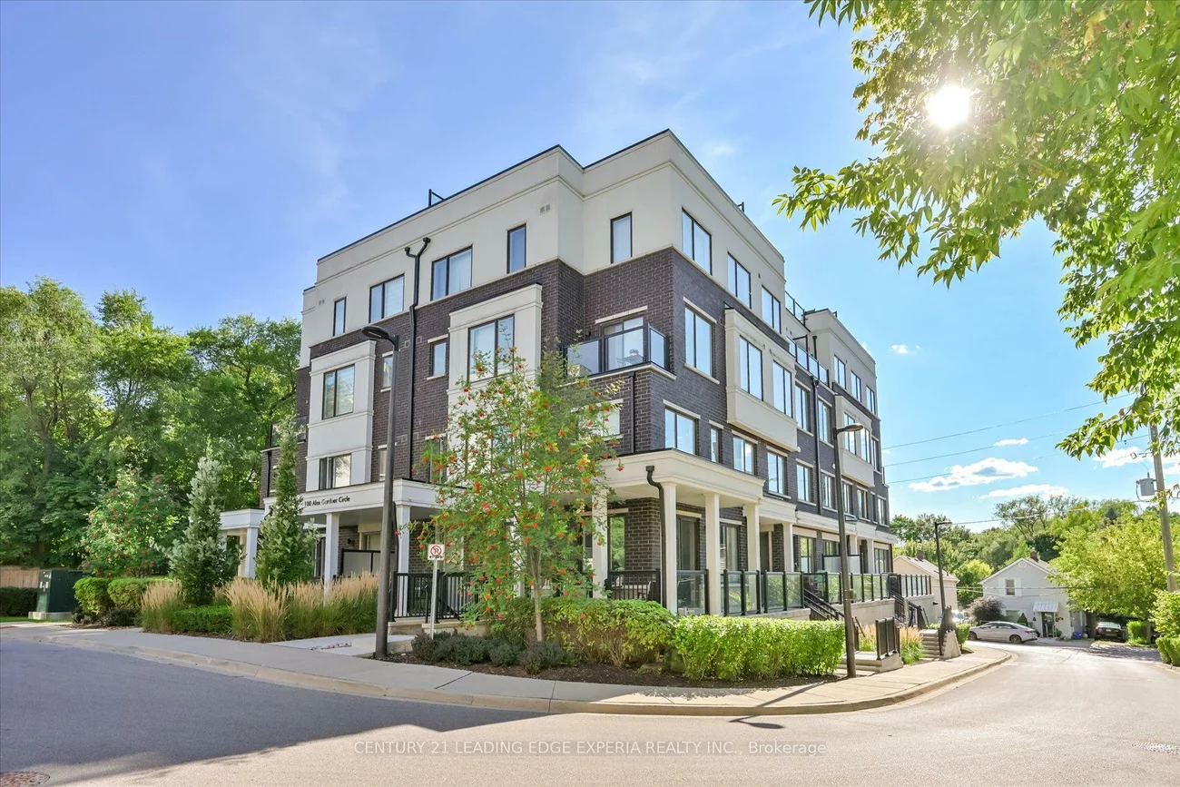 100, Alex Gardner, Aurora Heights, Aurora