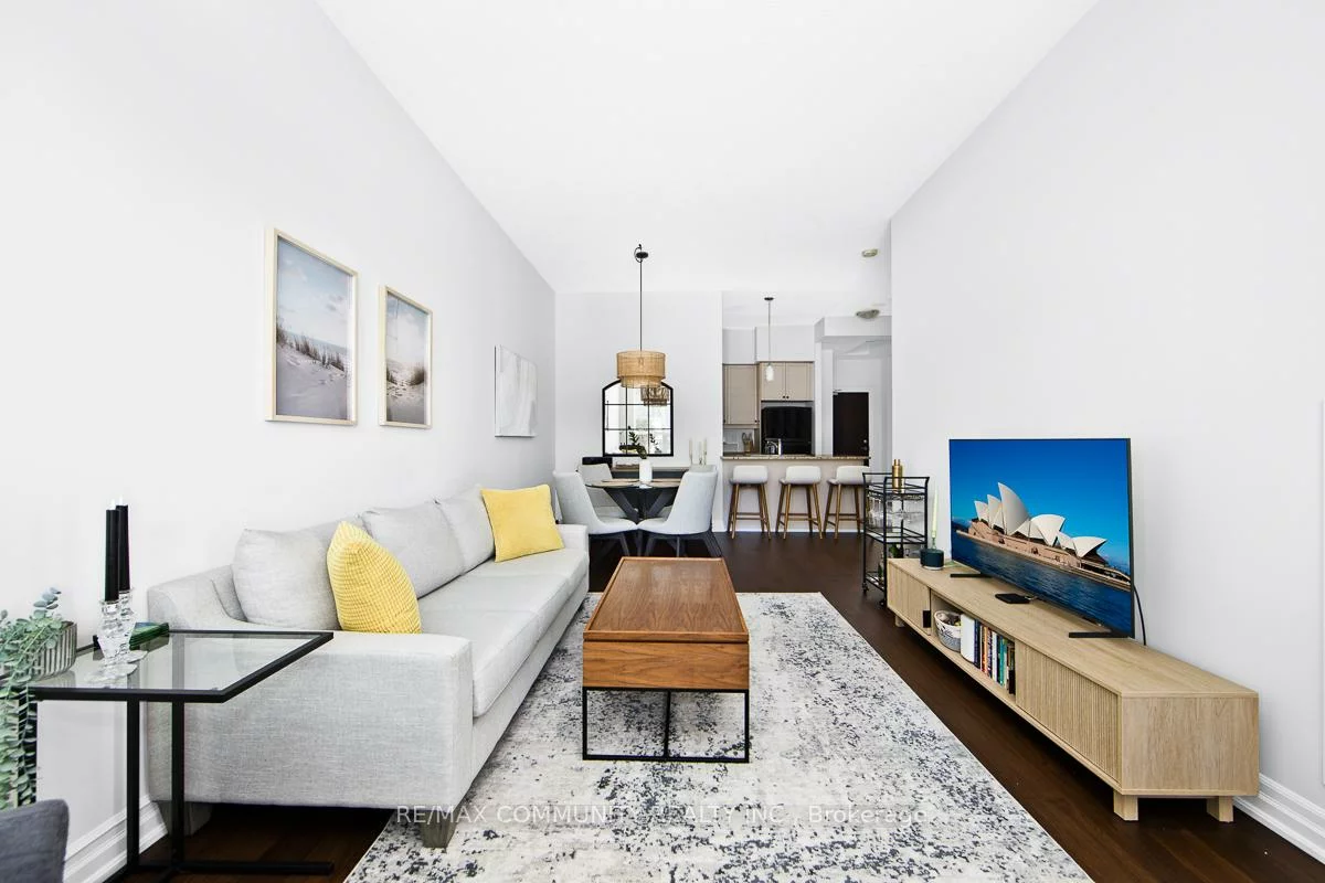 180, John West, Bayview Wellington, Aurora