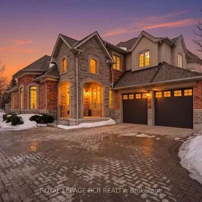 16, Bonnell, Aurora Estates, Aurora