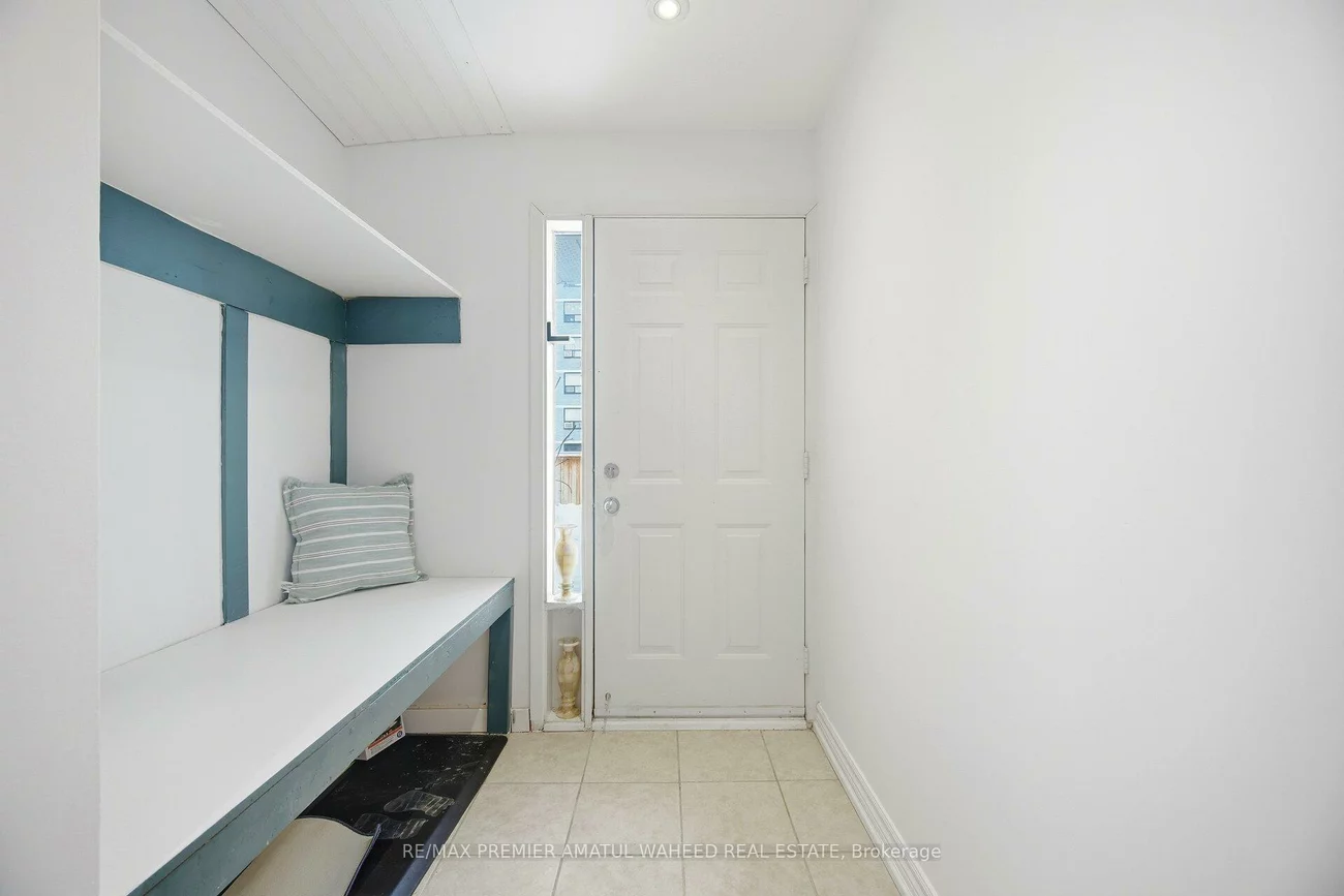 111, Milestone, Aurora Village, Aurora