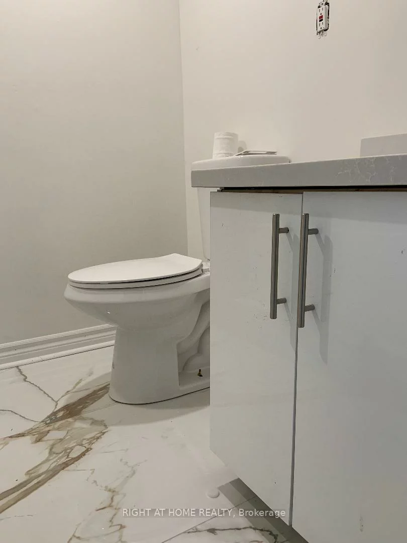 24, Springfair, Aurora Village, Aurora