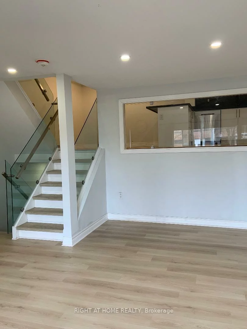 24, Springfair, Aurora Village, Aurora