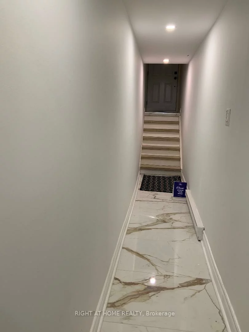 24, Springfair, Aurora Village, Aurora