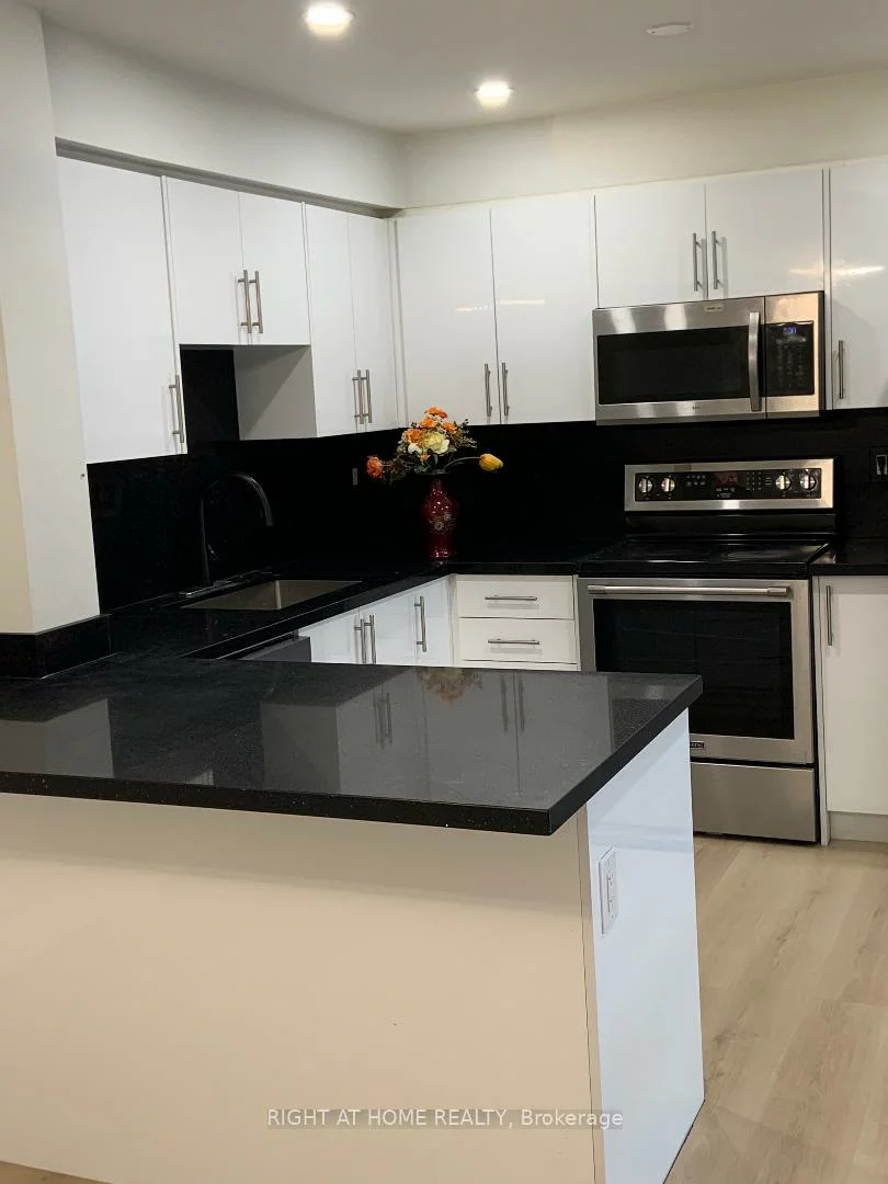 24, Springfair, Aurora Village, Aurora