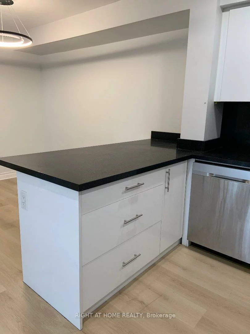 24, Springfair, Aurora Village, Aurora