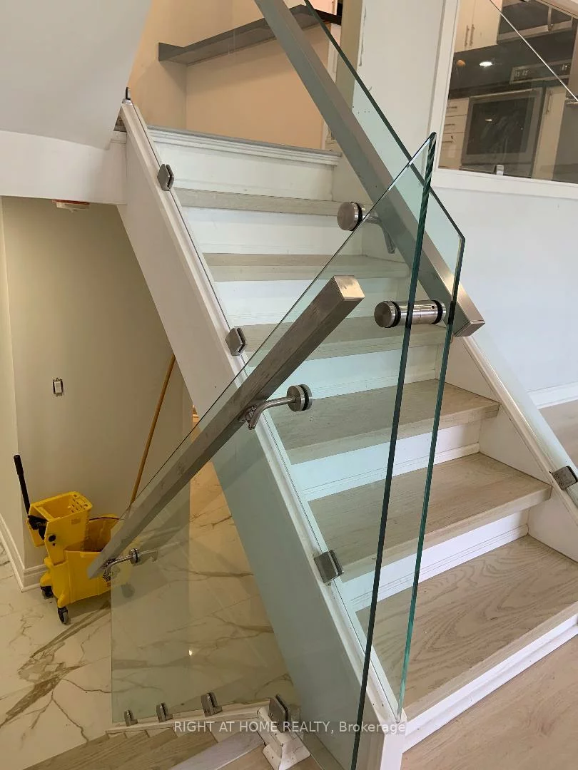 24, Springfair, Aurora Village, Aurora