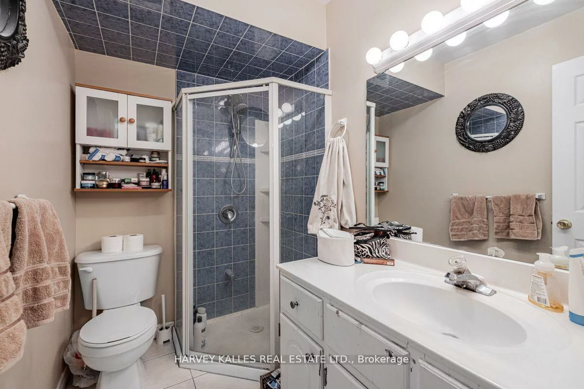 82, Poplar, Aurora Highlands, Aurora