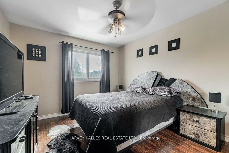 82, Poplar, Aurora Highlands, Aurora