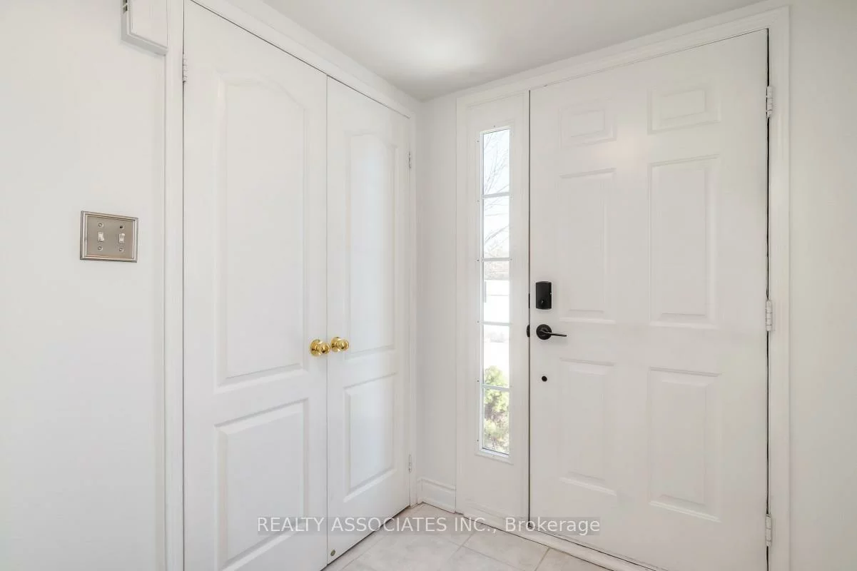 40, Sandlewood, Bayview Wellington, Aurora