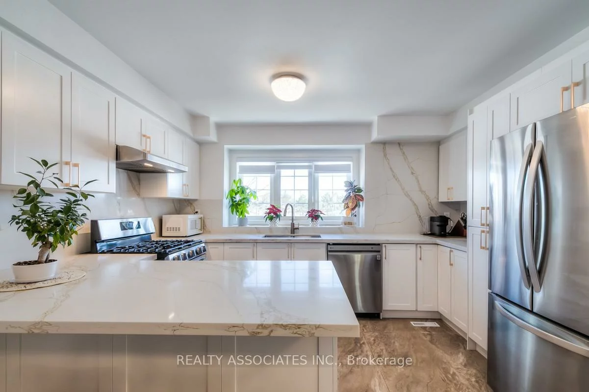 40, Sandlewood, Bayview Wellington, Aurora