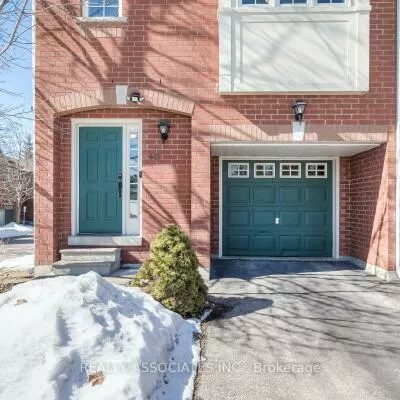 40, Sandlewood, Bayview Wellington, Aurora