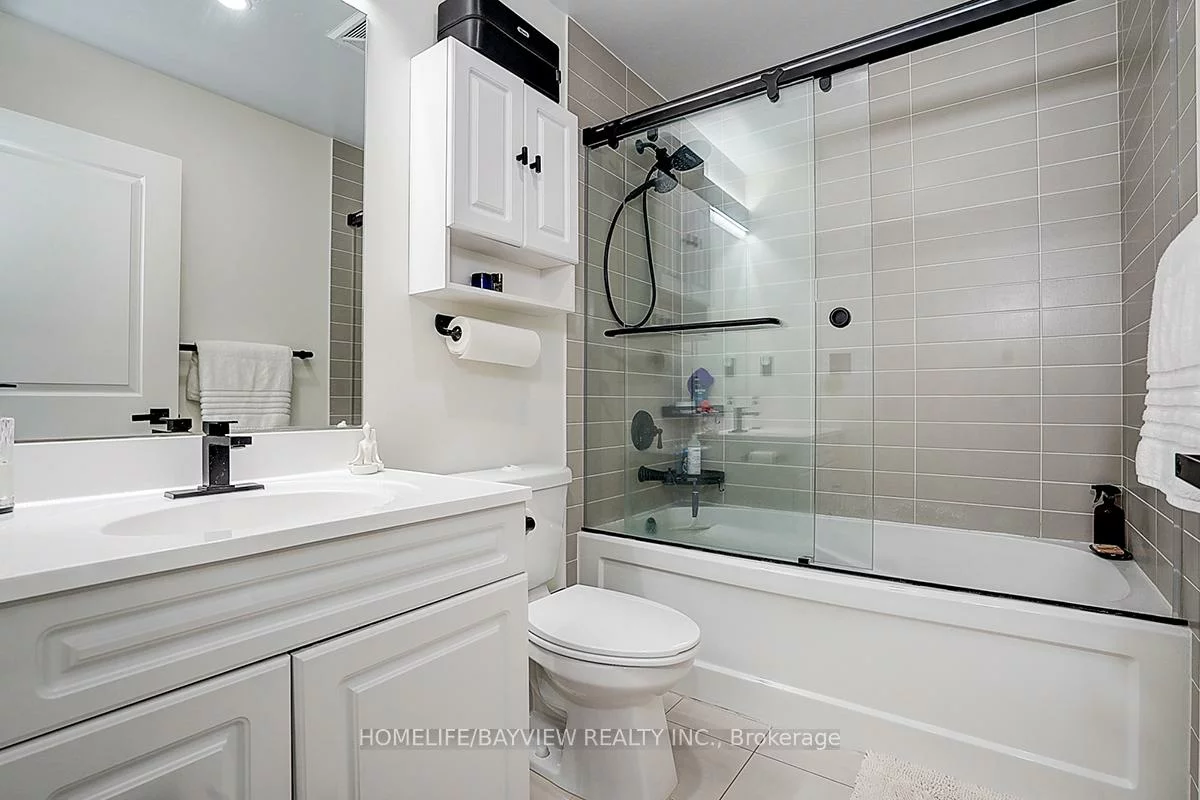 111, Civic Square, Bayview Wellington, Aurora