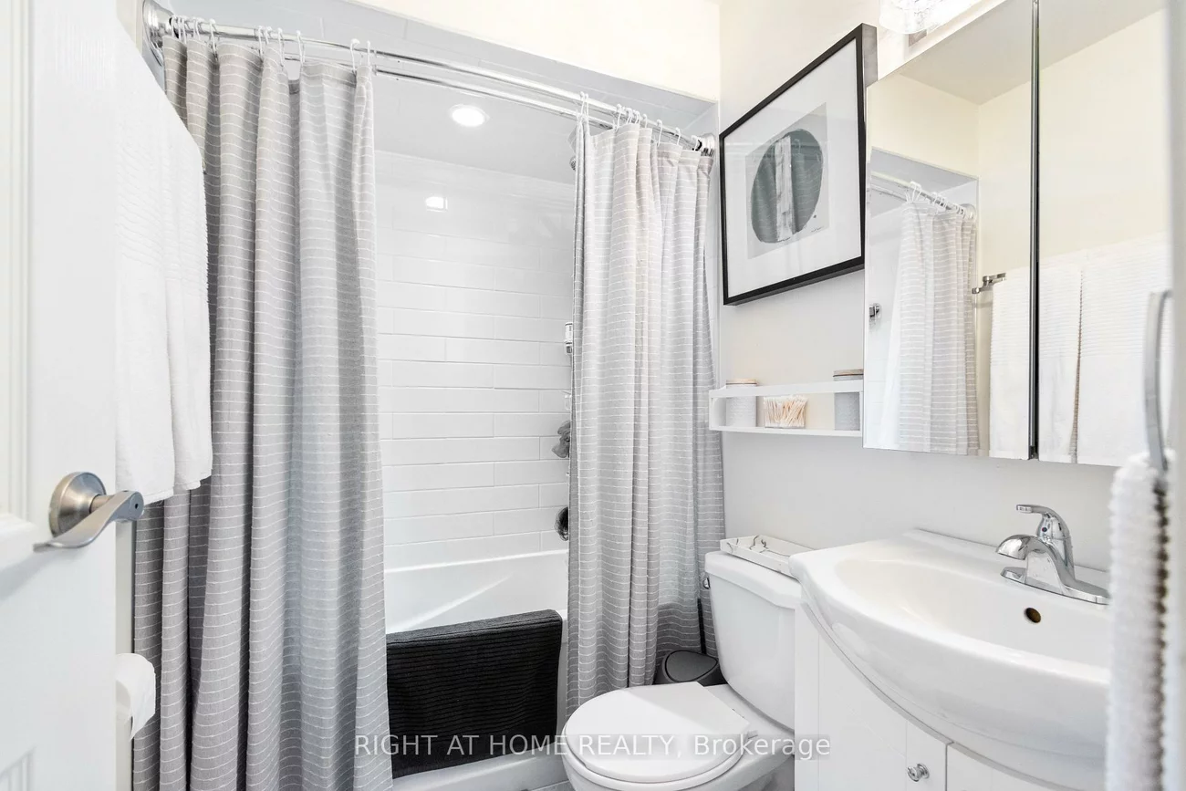 219, Milestone, Aurora Village, Aurora