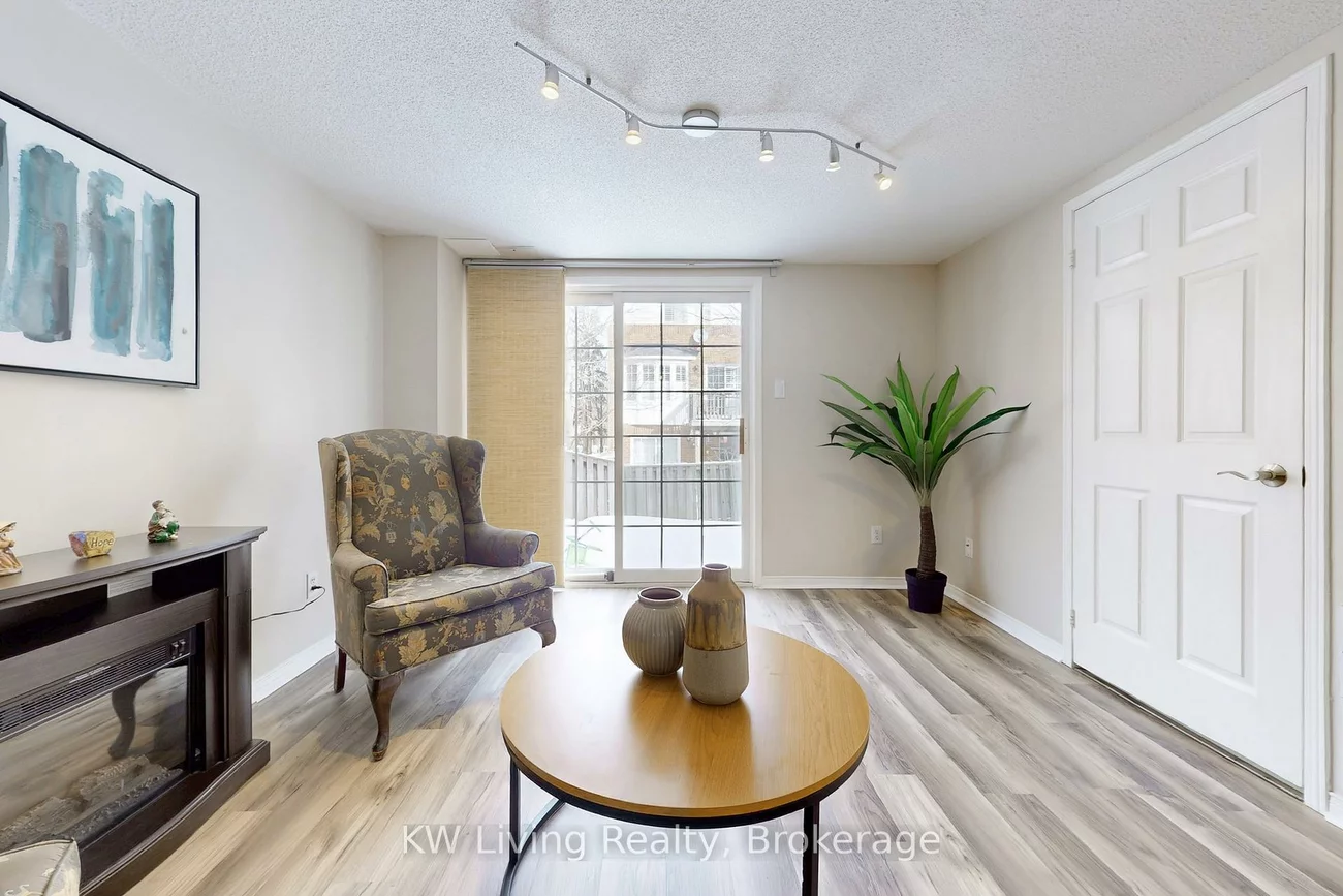 81, Mosaics, Aurora Highlands, Aurora