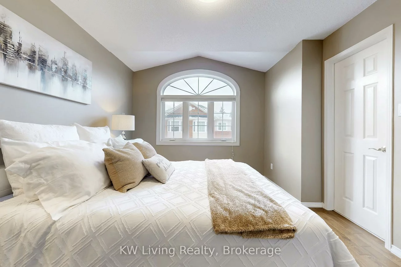 81, Mosaics, Aurora Highlands, Aurora