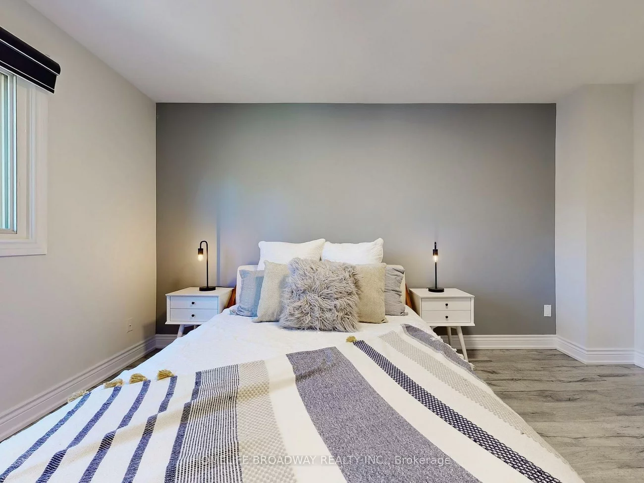 109, Poplar, Aurora Highlands, Aurora