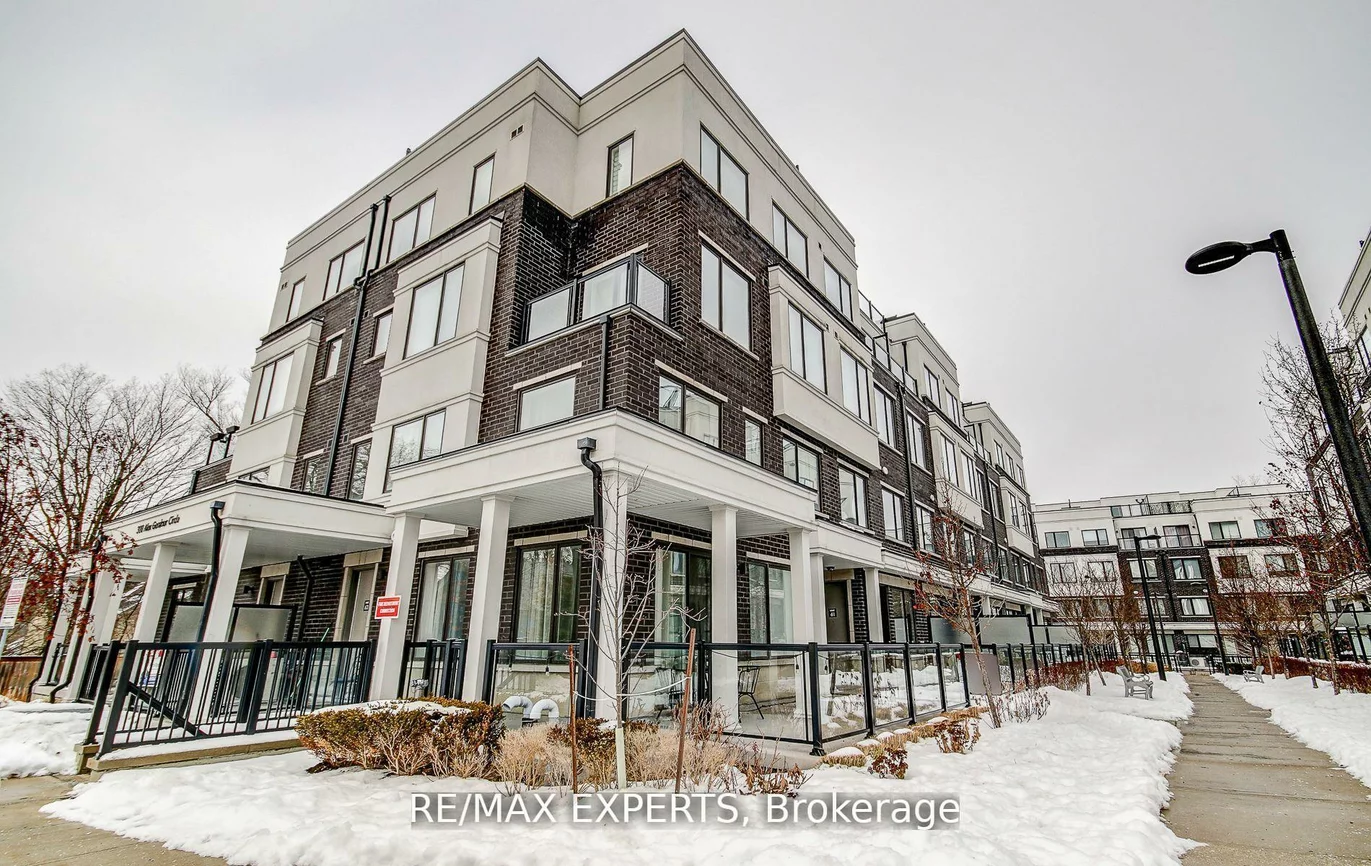 300, Alex Gardner, Aurora Village, Aurora