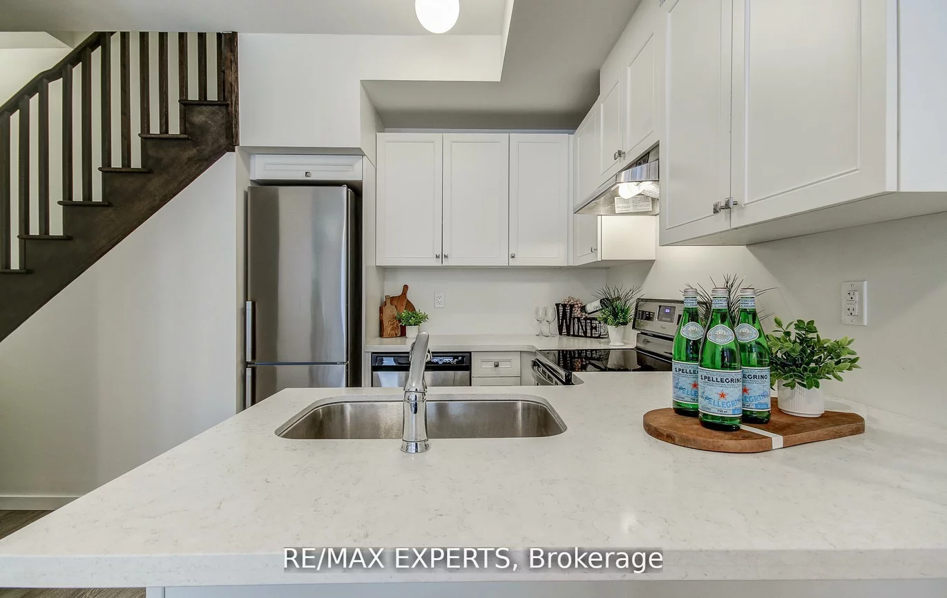 300, Alex Gardner, Aurora Village, Aurora