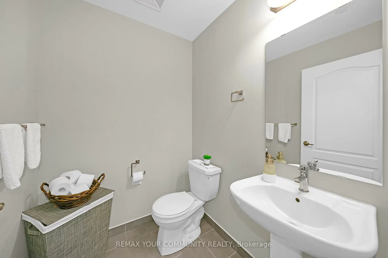 555, William Graham, Rural Aurora, Aurora