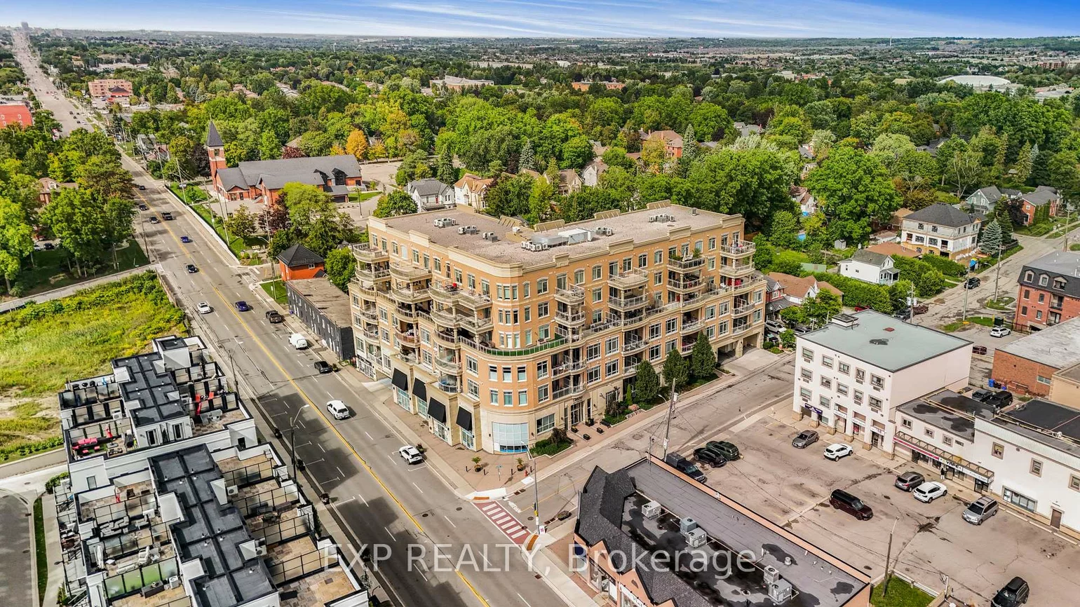 15277, Yonge, Aurora Village, Aurora