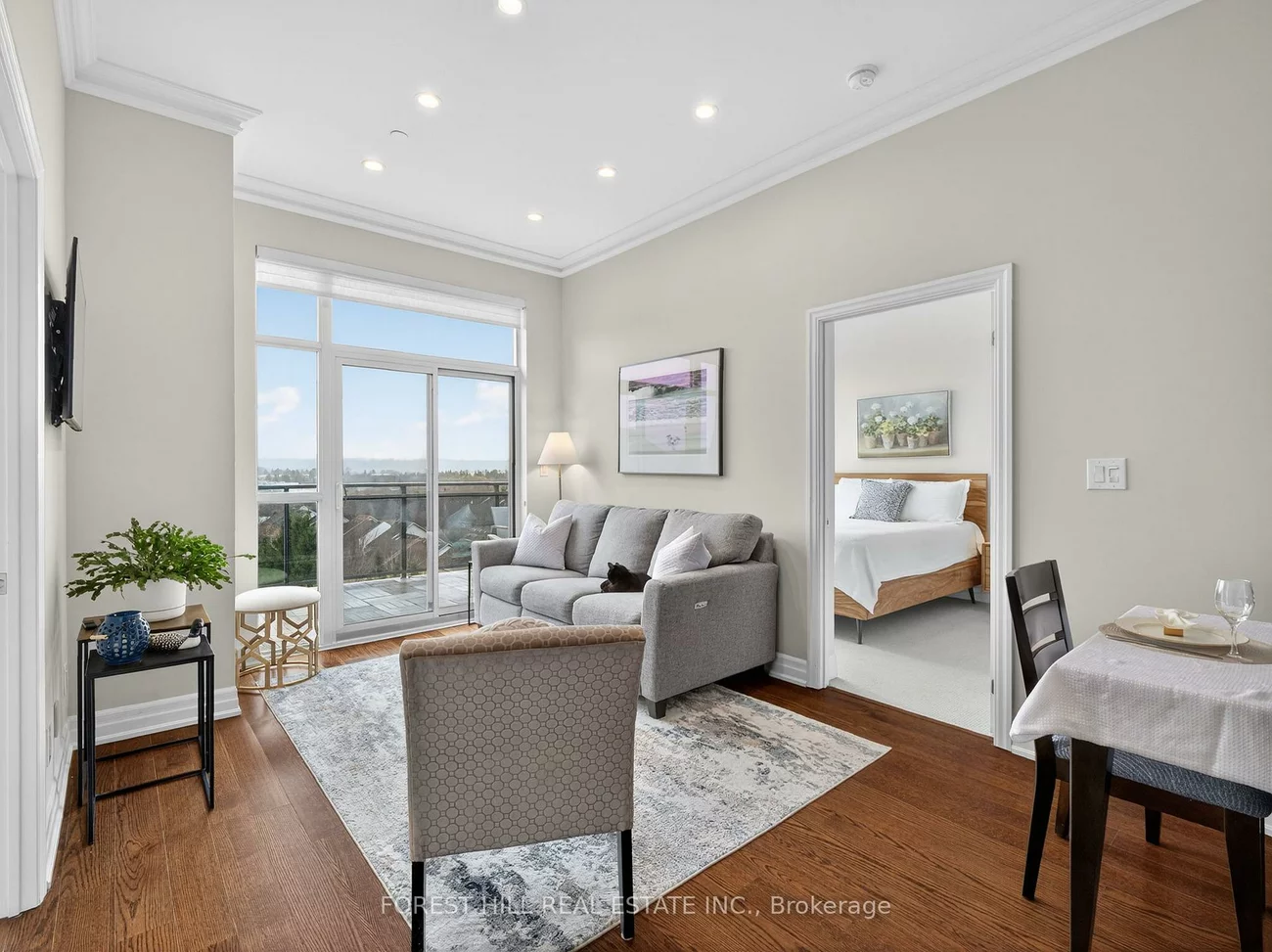 111, Civic Square, Bayview Wellington, Aurora