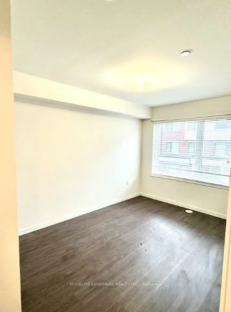 400, Alex Gardner, Aurora Village, Aurora