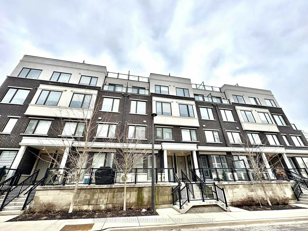 400, Alex Gardner, Aurora Village, Aurora