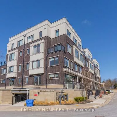 200, Alex Gardner, Aurora Heights, Aurora