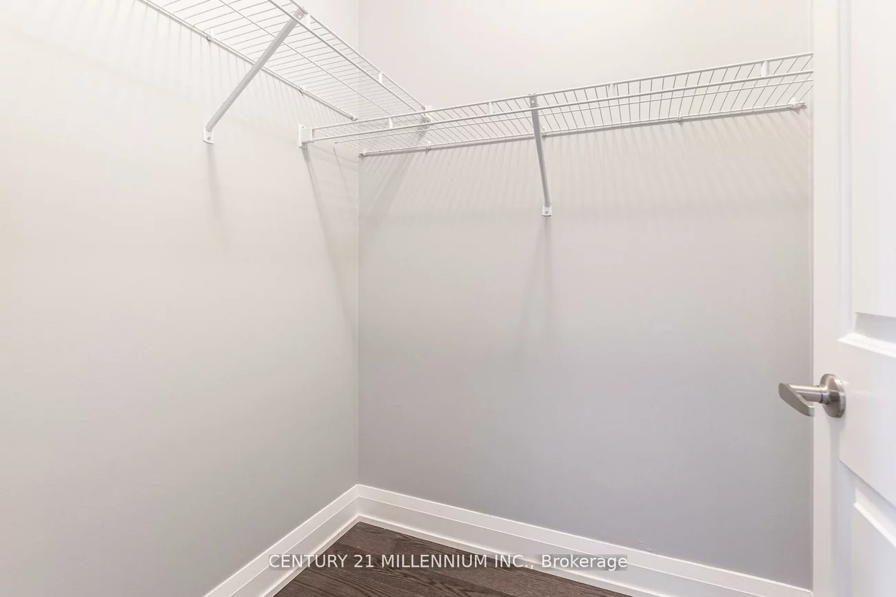 15277, Yonge, Aurora Village, Aurora