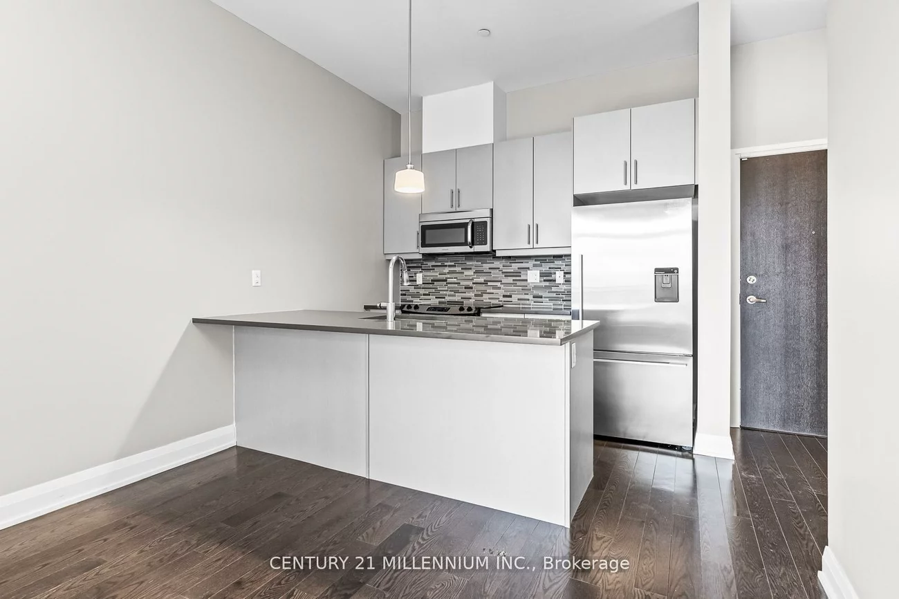 15277, Yonge, Aurora Village, Aurora