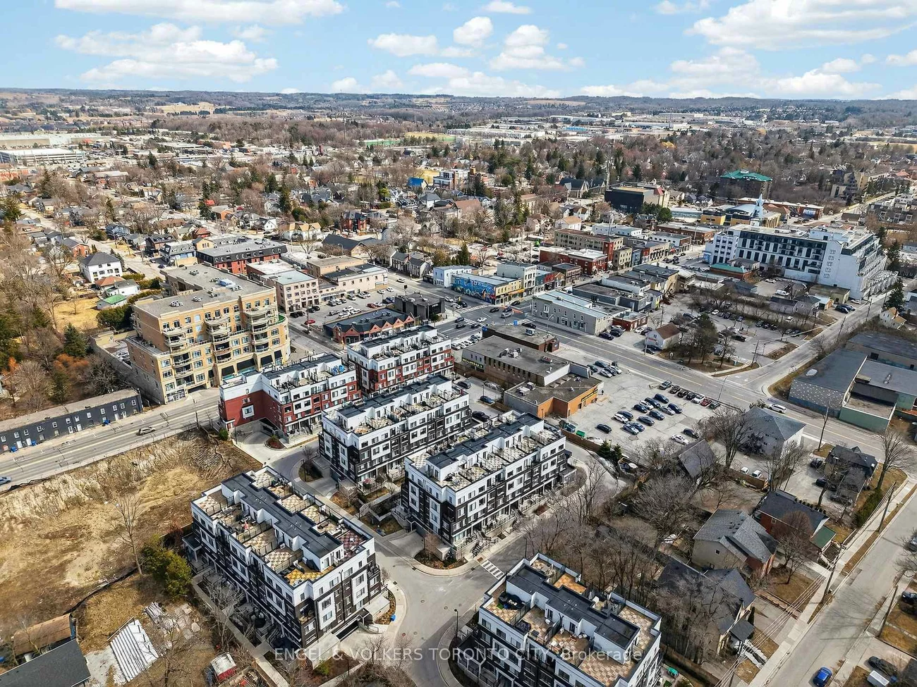 300, Alex Gardner, Aurora Heights, Aurora