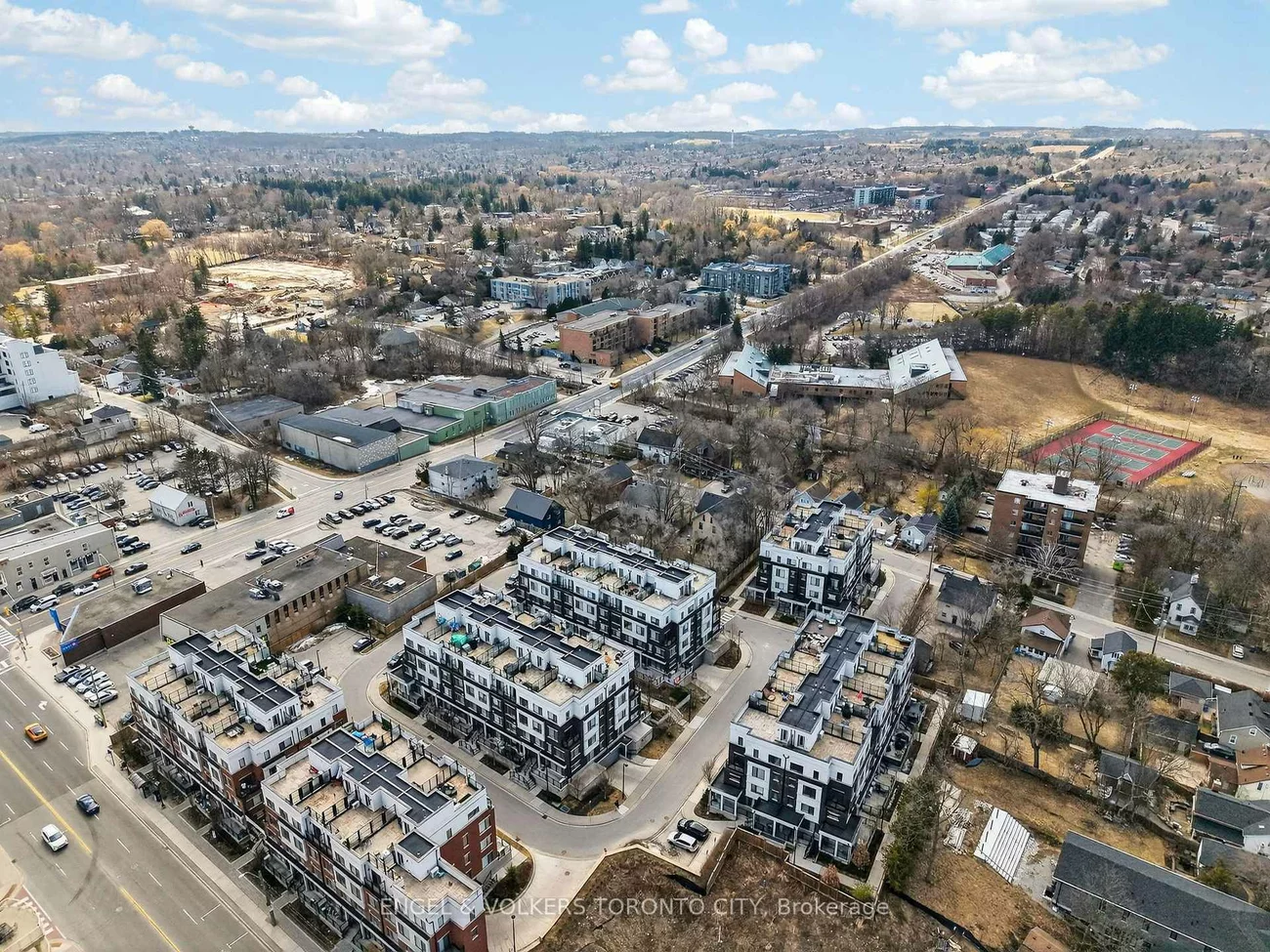 300, Alex Gardner, Aurora Heights, Aurora