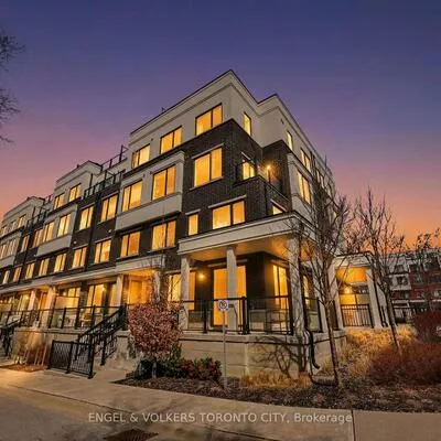 300, Alex Gardner, Aurora Heights, Aurora