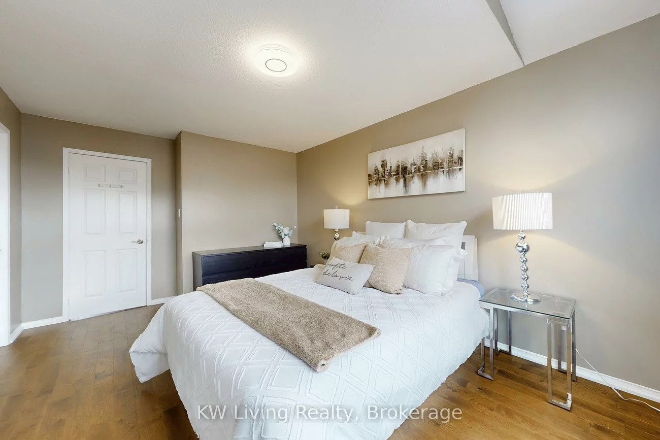 81, Mosaics, Aurora Highlands, Aurora