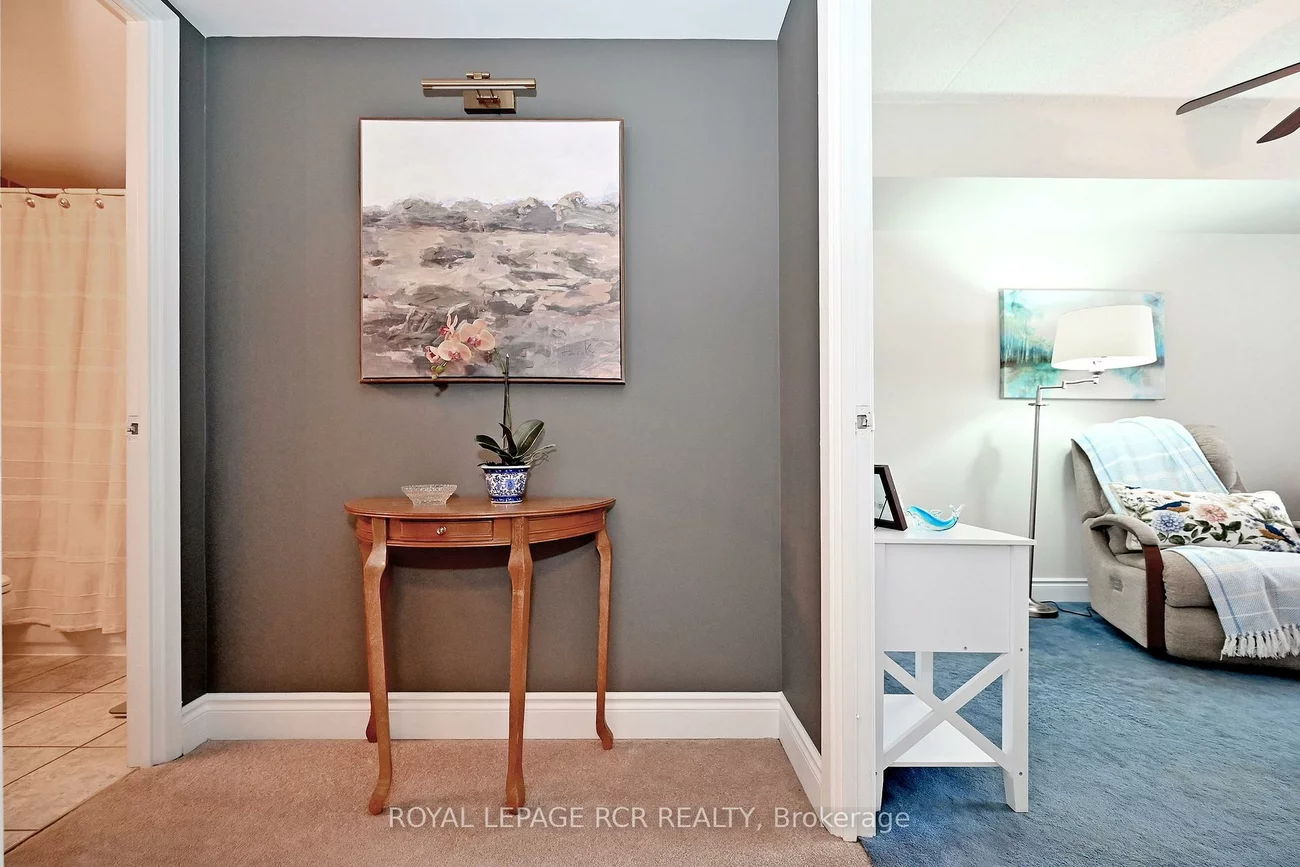 160, Wellington, Aurora Village, Aurora