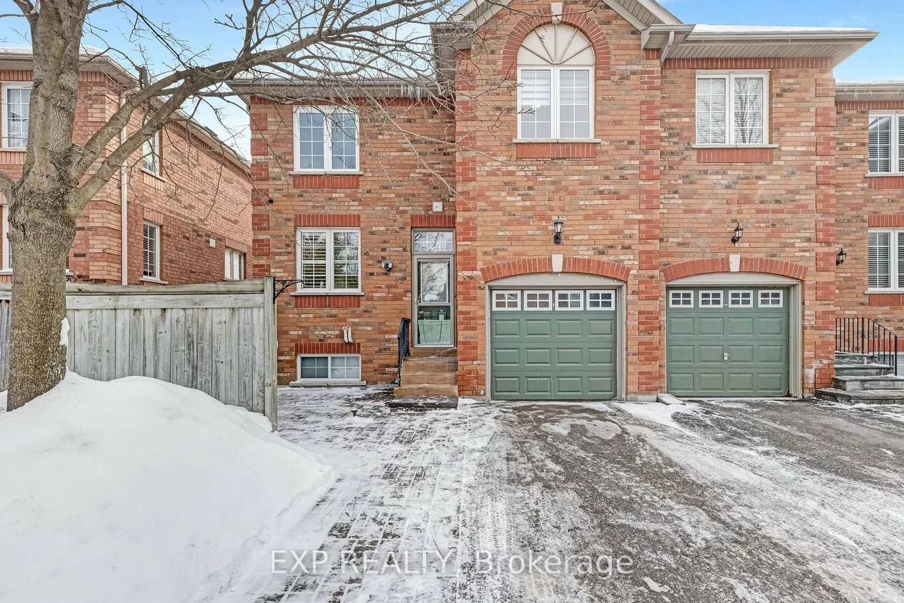 45, Sandlewood, Bayview Wellington, Aurora