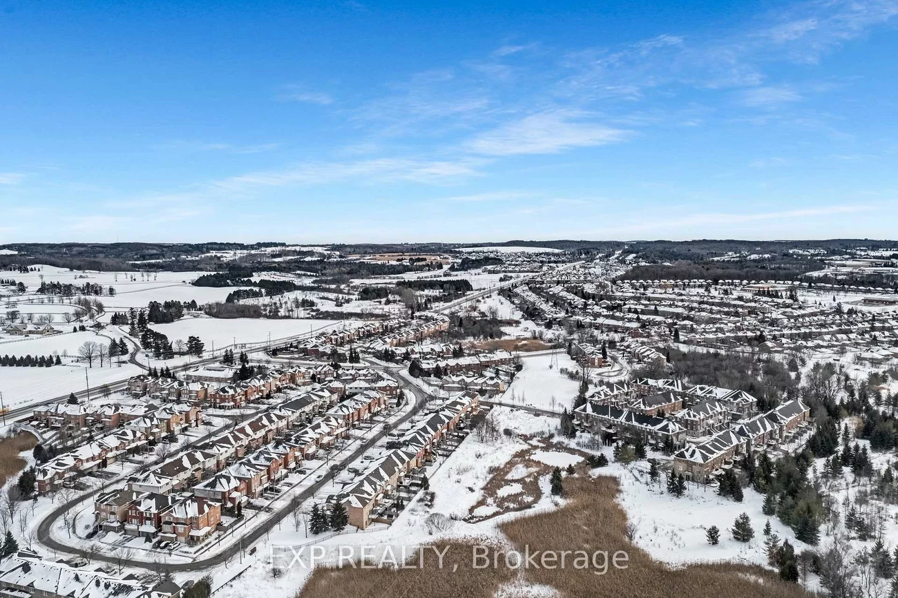 45, Sandlewood, Bayview Wellington, Aurora