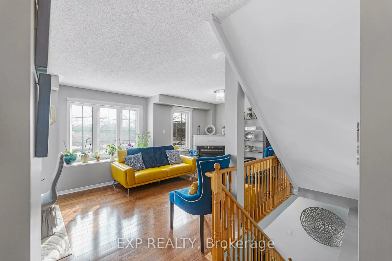 45, Sandlewood, Bayview Wellington, Aurora