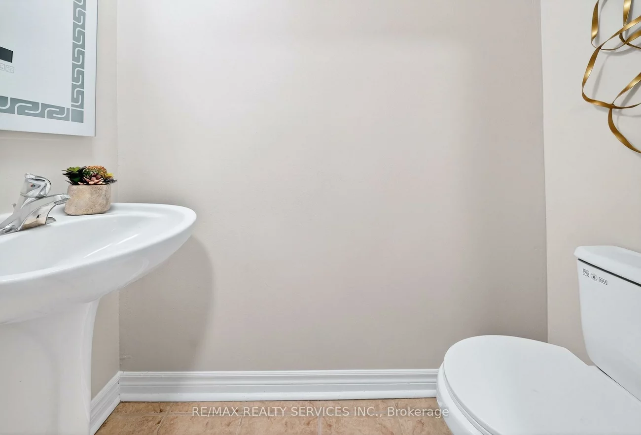 179, Milestone, Aurora Village, Aurora