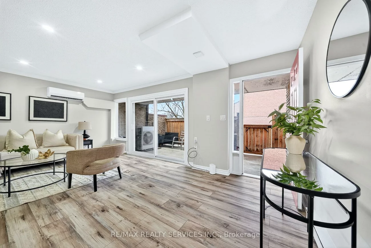 179, Milestone, Aurora Village, Aurora