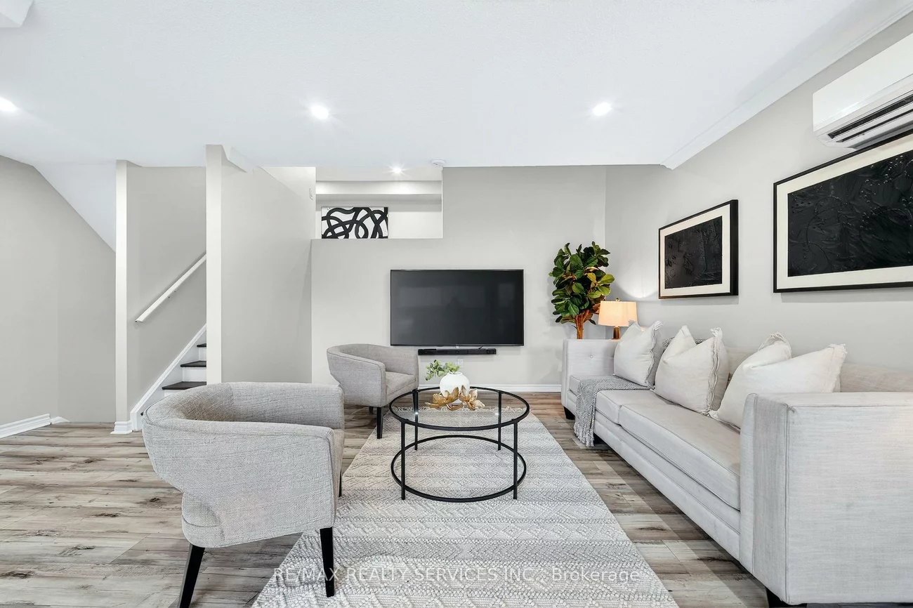 179, Milestone, Aurora Village, Aurora