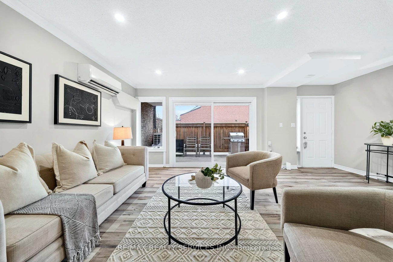 179, Milestone, Aurora Village, Aurora