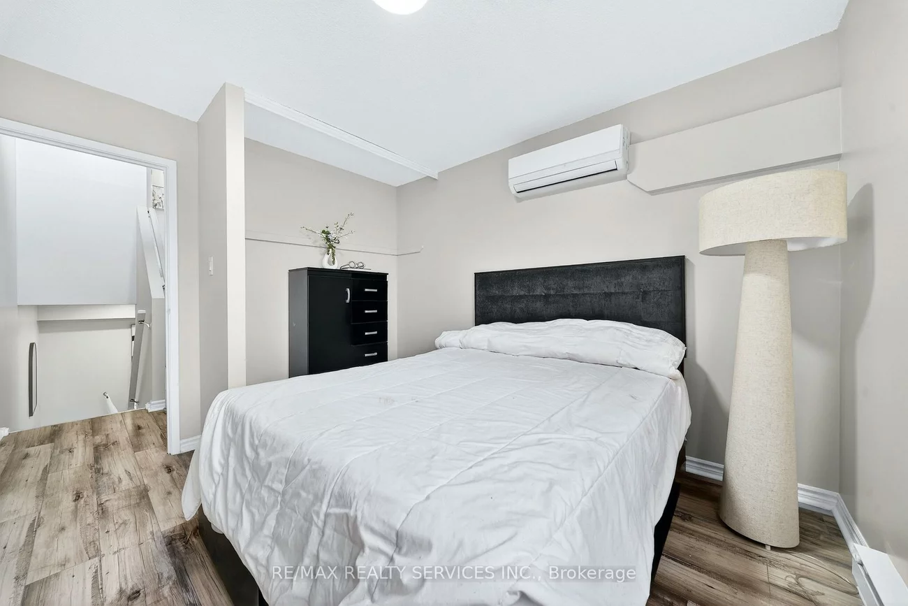 179, Milestone, Aurora Village, Aurora