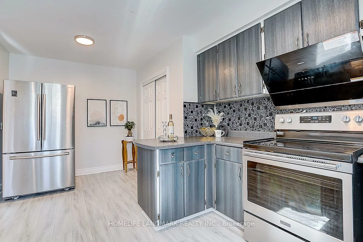 40, Henderson, Aurora Highlands, Aurora