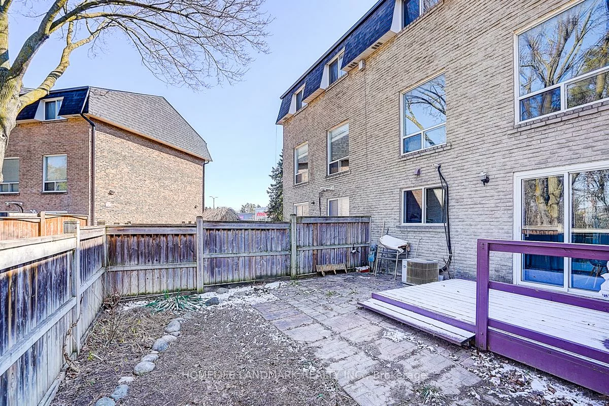 40, Henderson, Aurora Highlands, Aurora