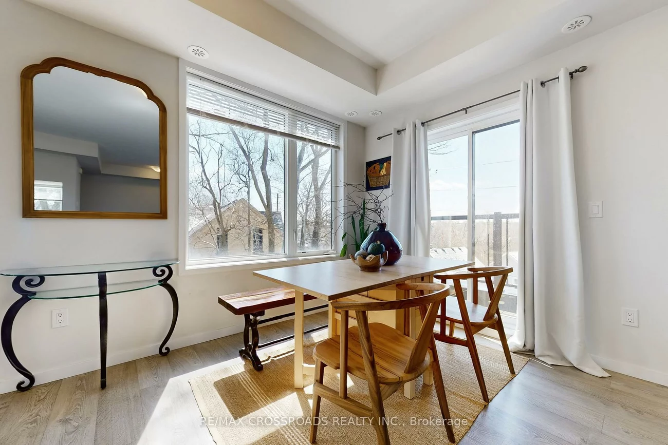 100, Alex Gardner, Aurora Village, Aurora