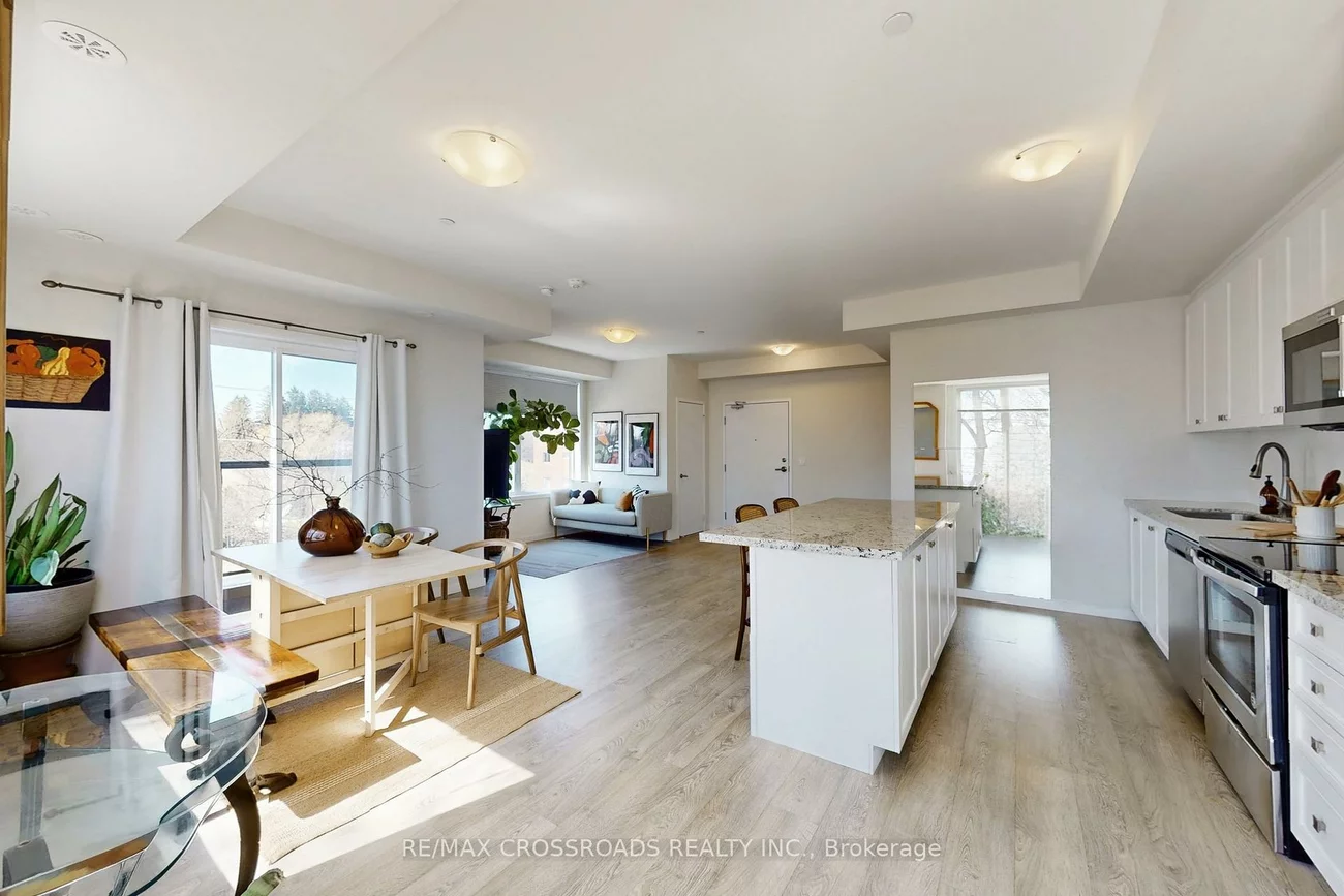 100, Alex Gardner, Aurora Village, Aurora